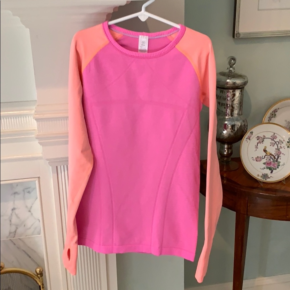Ivivva/lulemon long sleeve fitness top